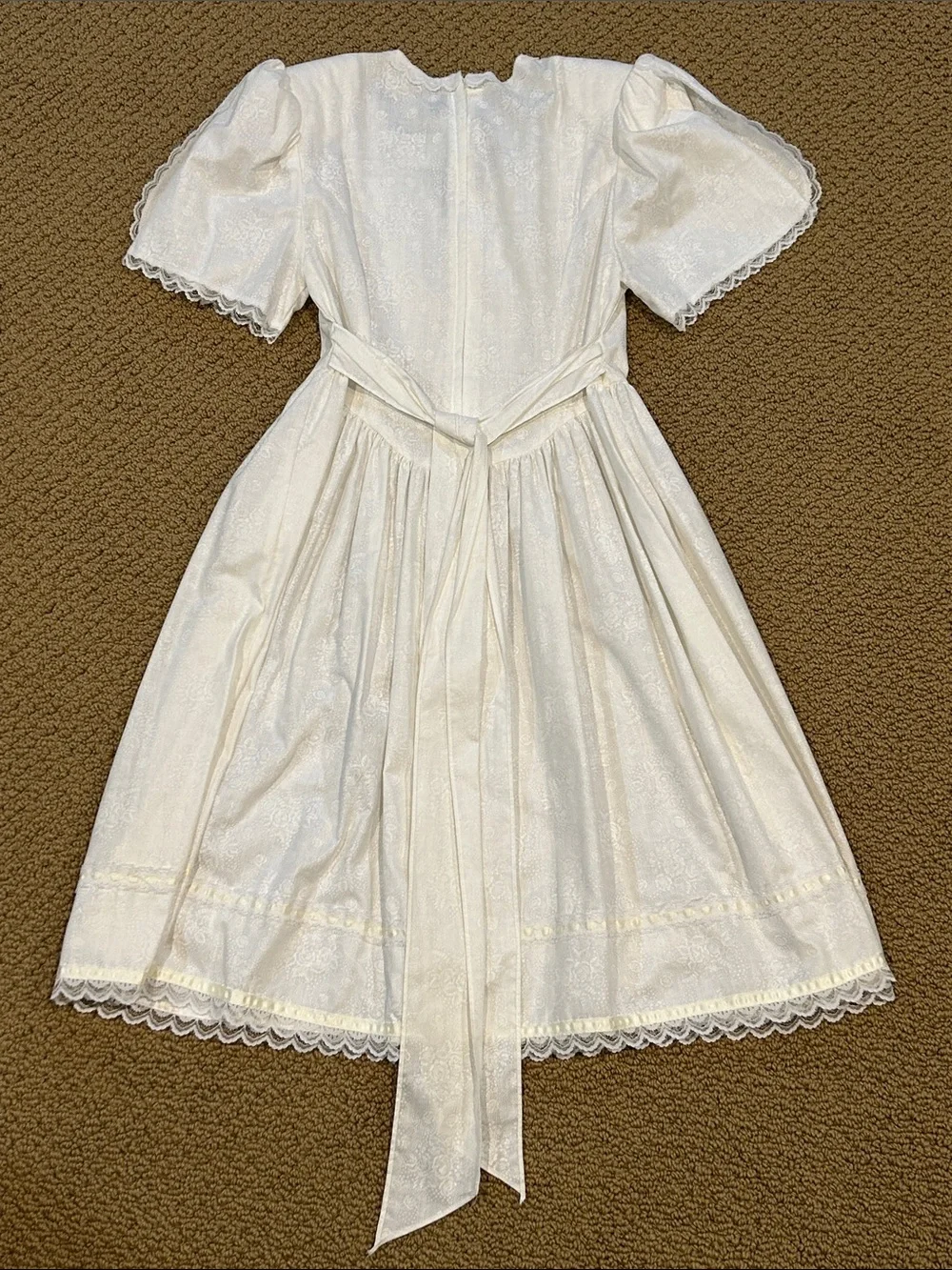 Vintage Gunne Sax Girls White Prairie Dress size 7 Floral Lace Ribbon Bow
